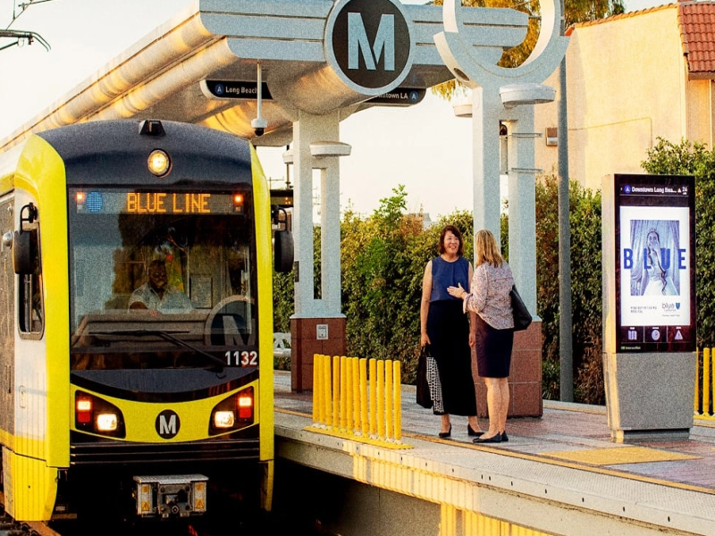 Platform Display Solutions for Rail and Metro Networks