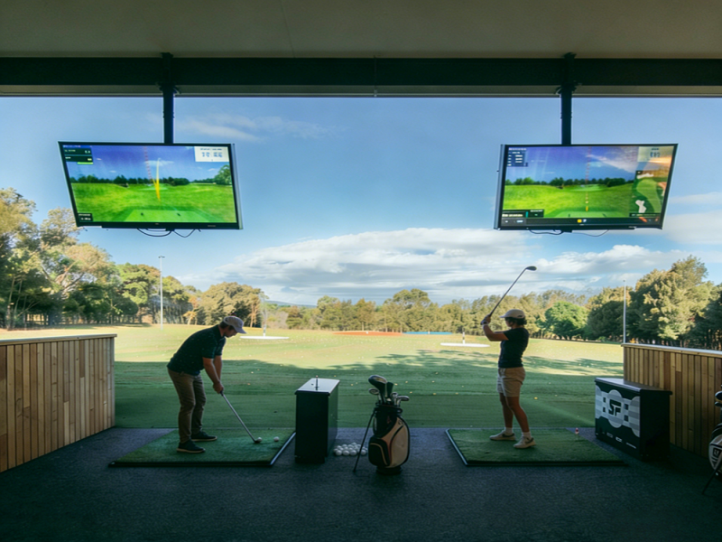 High Brightness Display Solutions for Intelligent Golf Course Construction