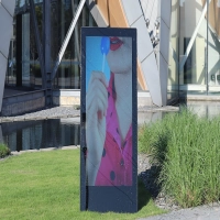 Test: Sunlight Readable & Water Resistant Display Technology - RisingStar Outdoor Display
