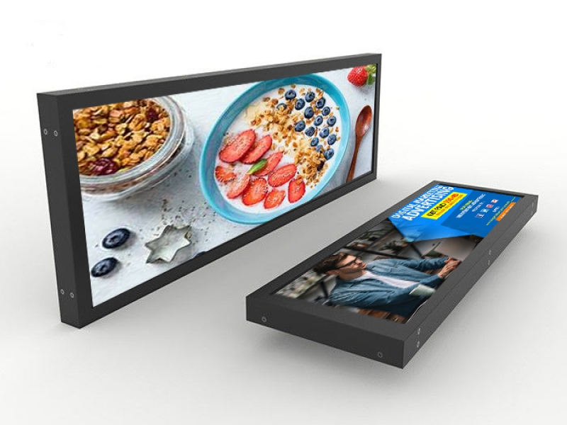 High brightness stretched LCD Display for outdoor applications