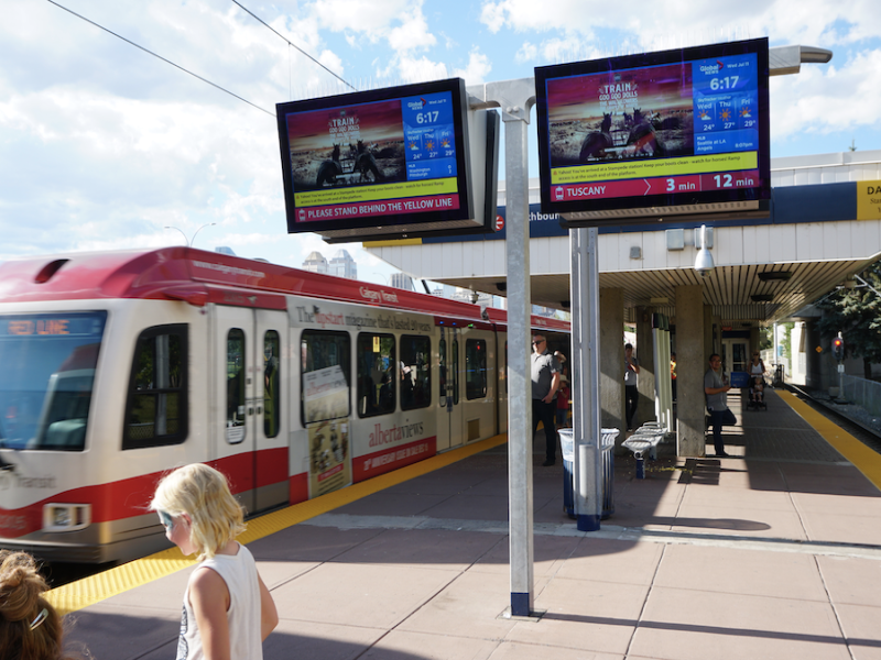 Train Passenger Information Display: Complete Guide for Railway & Metro Platforms