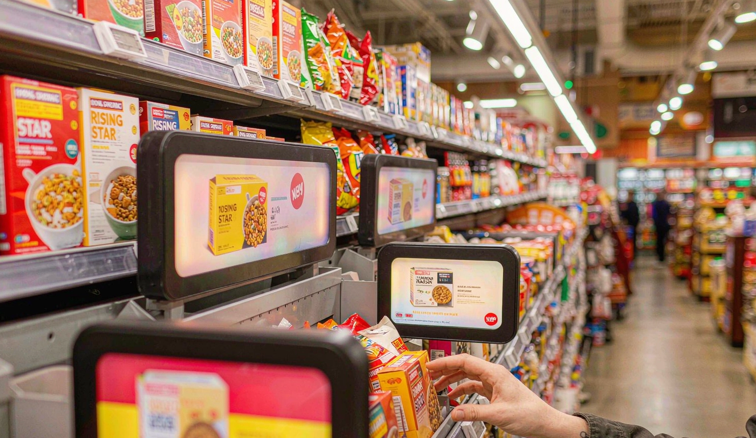 modern_supermarket_aisle_wit